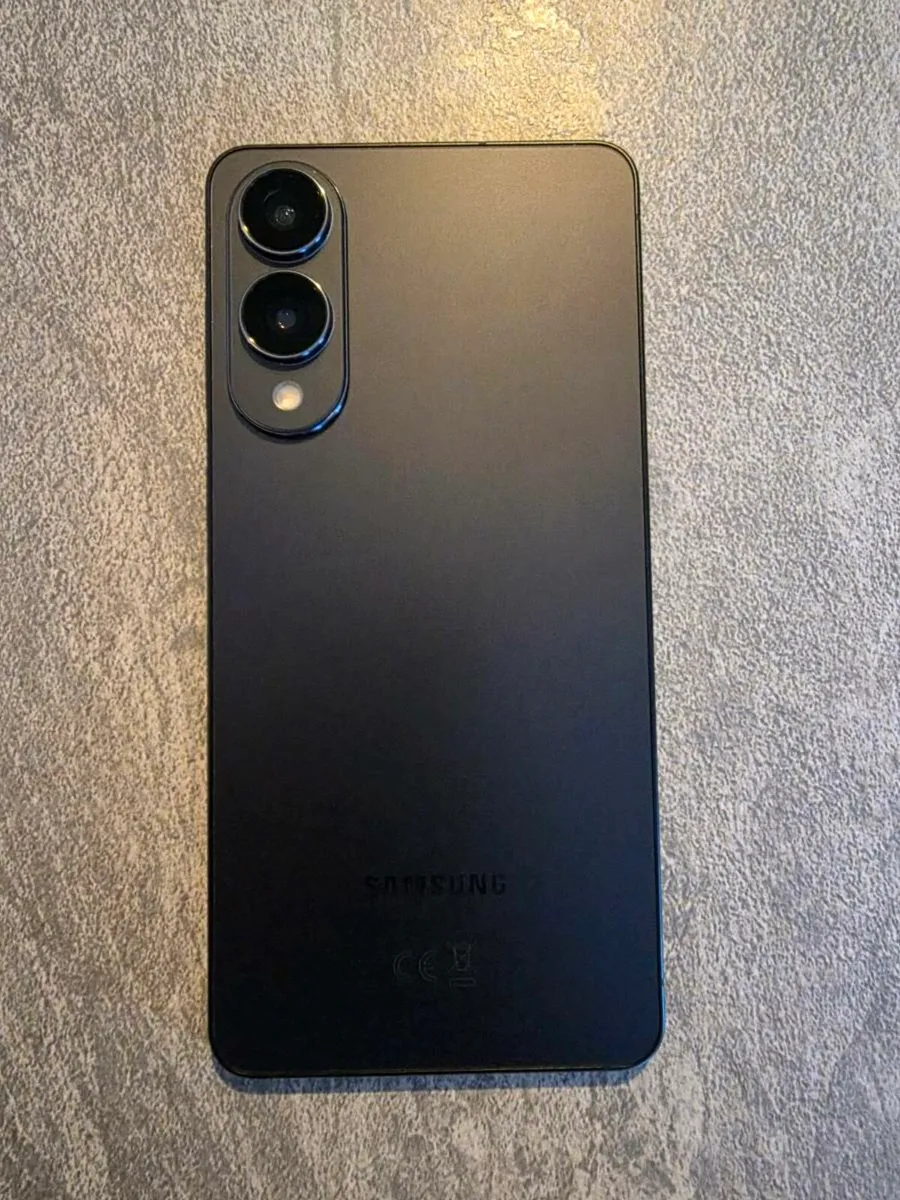 Samsung Galaxy s25 Edge - Image 3