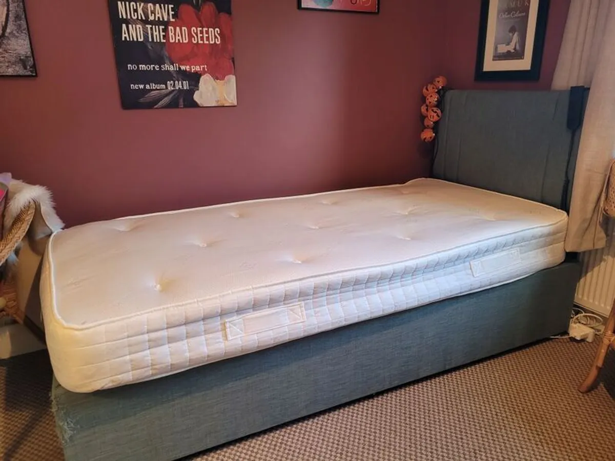 Lift/Tilt Bed - Image 1