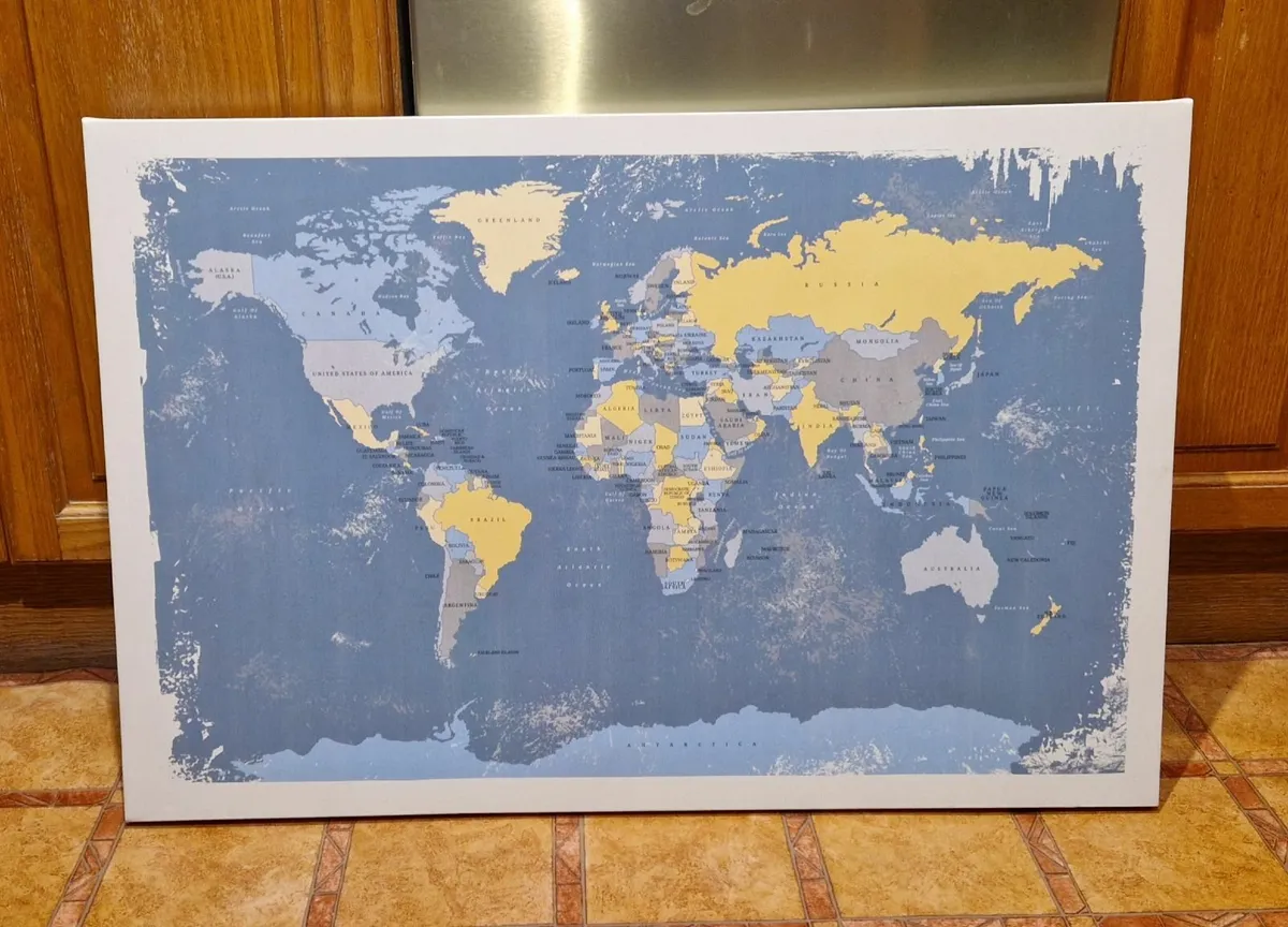 Map of the World canvas