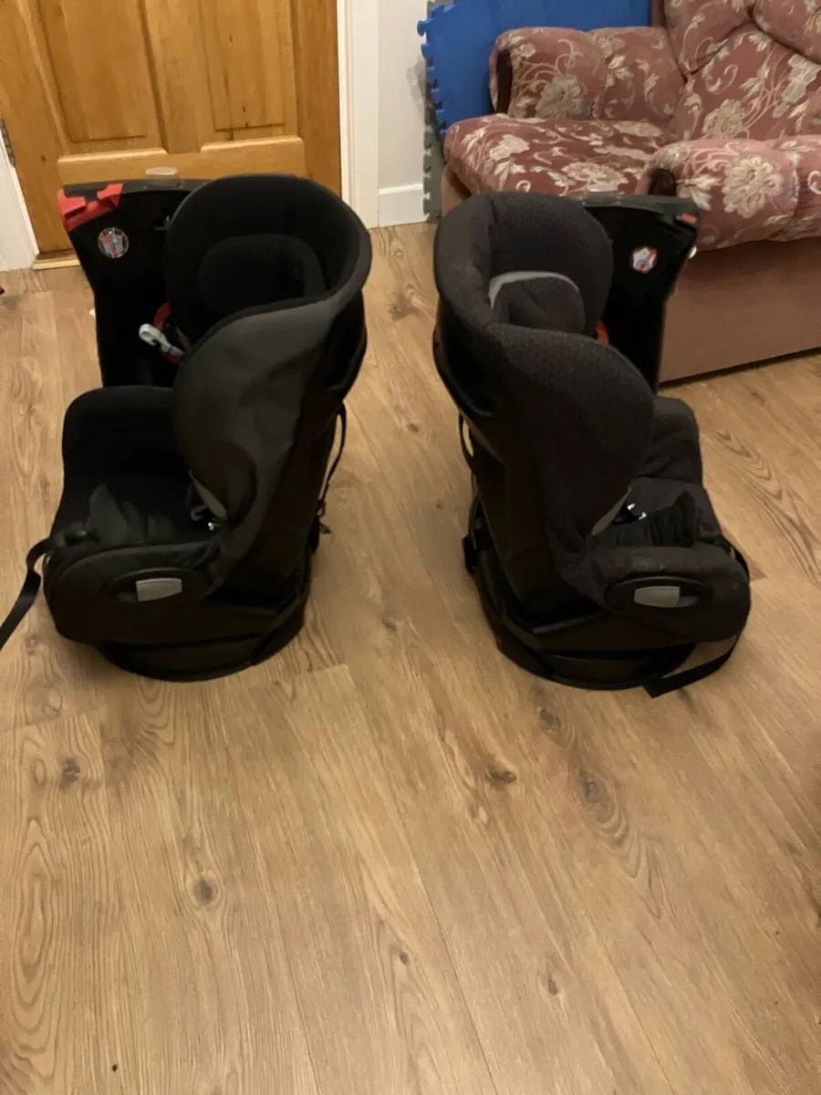 Car seat - Image 2