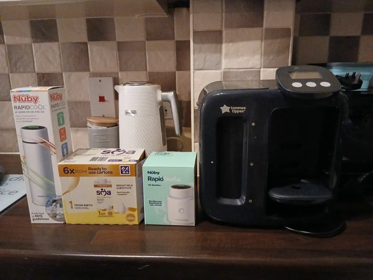 Tommy tippee feeding set - Image 1