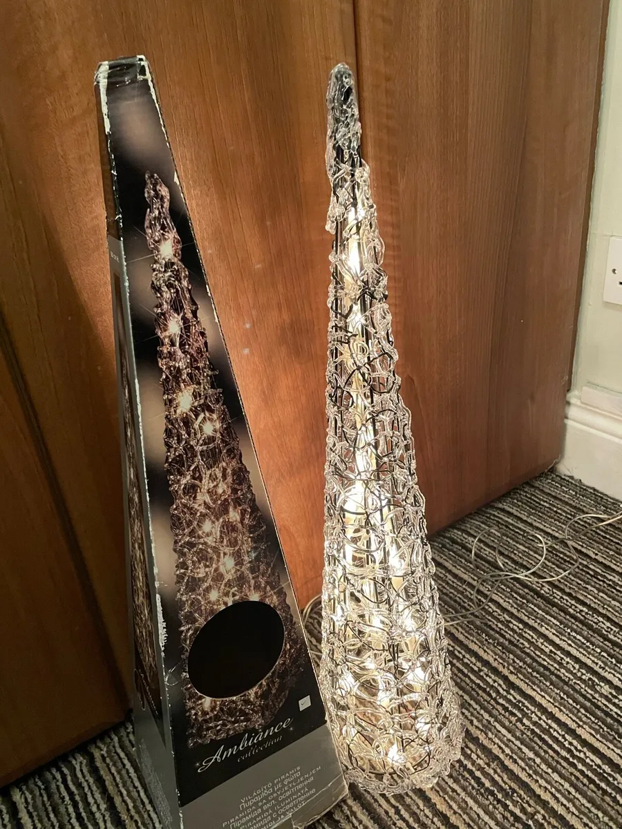 Christmas Decorations free - Image 1