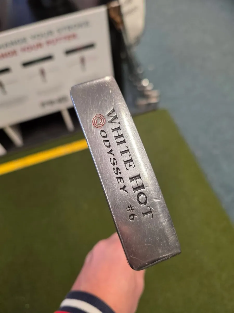 Odyssey White Hot #6 Putter - Image 1