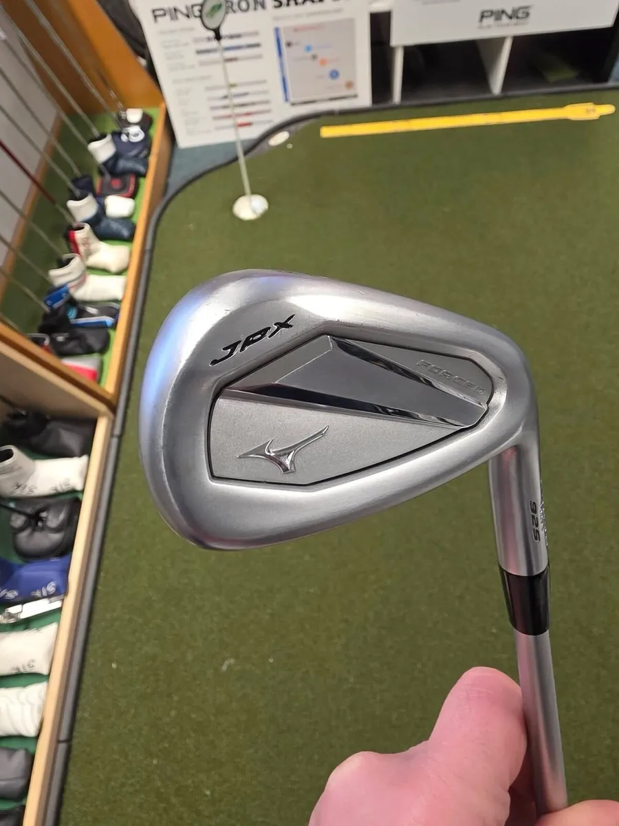 Mizuno Jpx Forged 925 Irons - Image 2