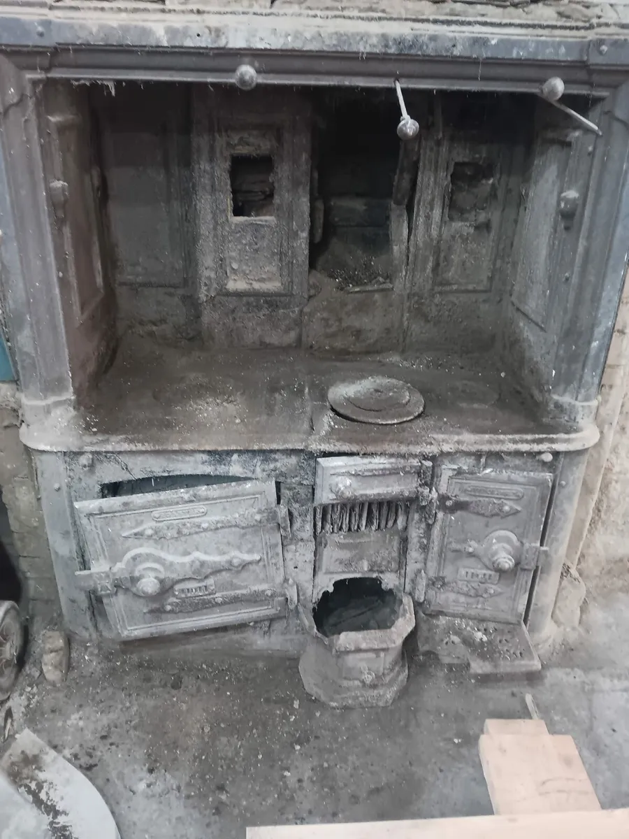 Antique Cast Iron Range / Cooking Stove – Restora