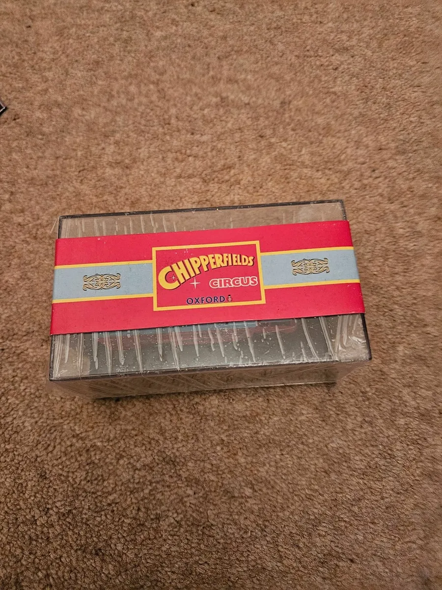 Corgi Oxford Chipperfields Circus Truck - Image 2