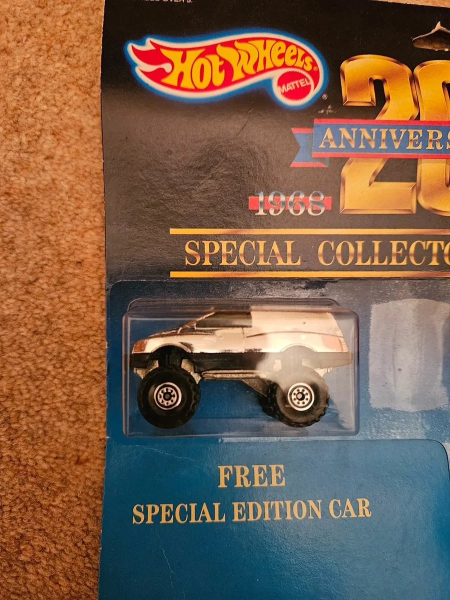 Corgi Hotwheels Set - Image 3