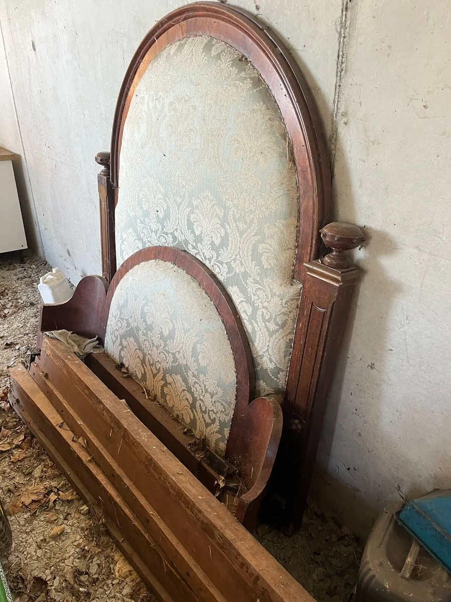 Antique bed - Image 1