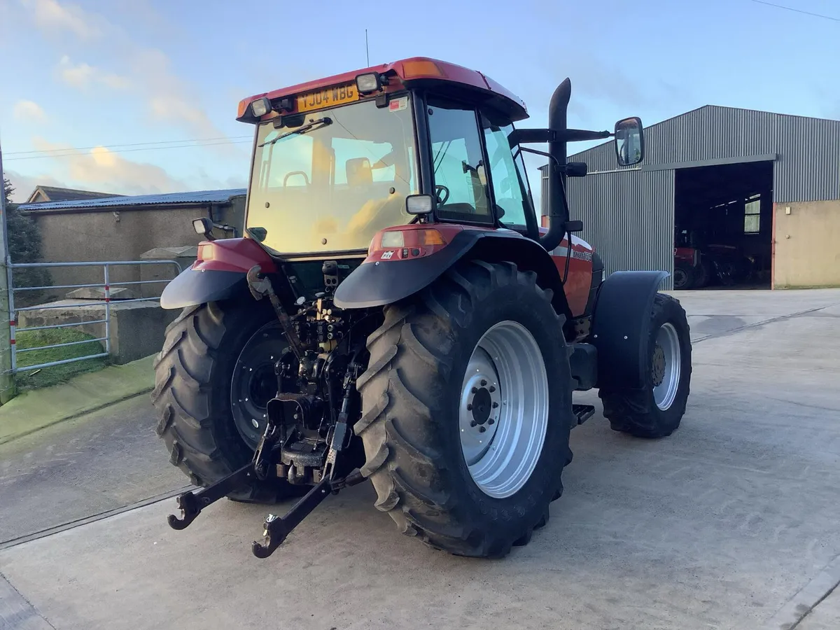 2004 Case MXM 155 - Image 4