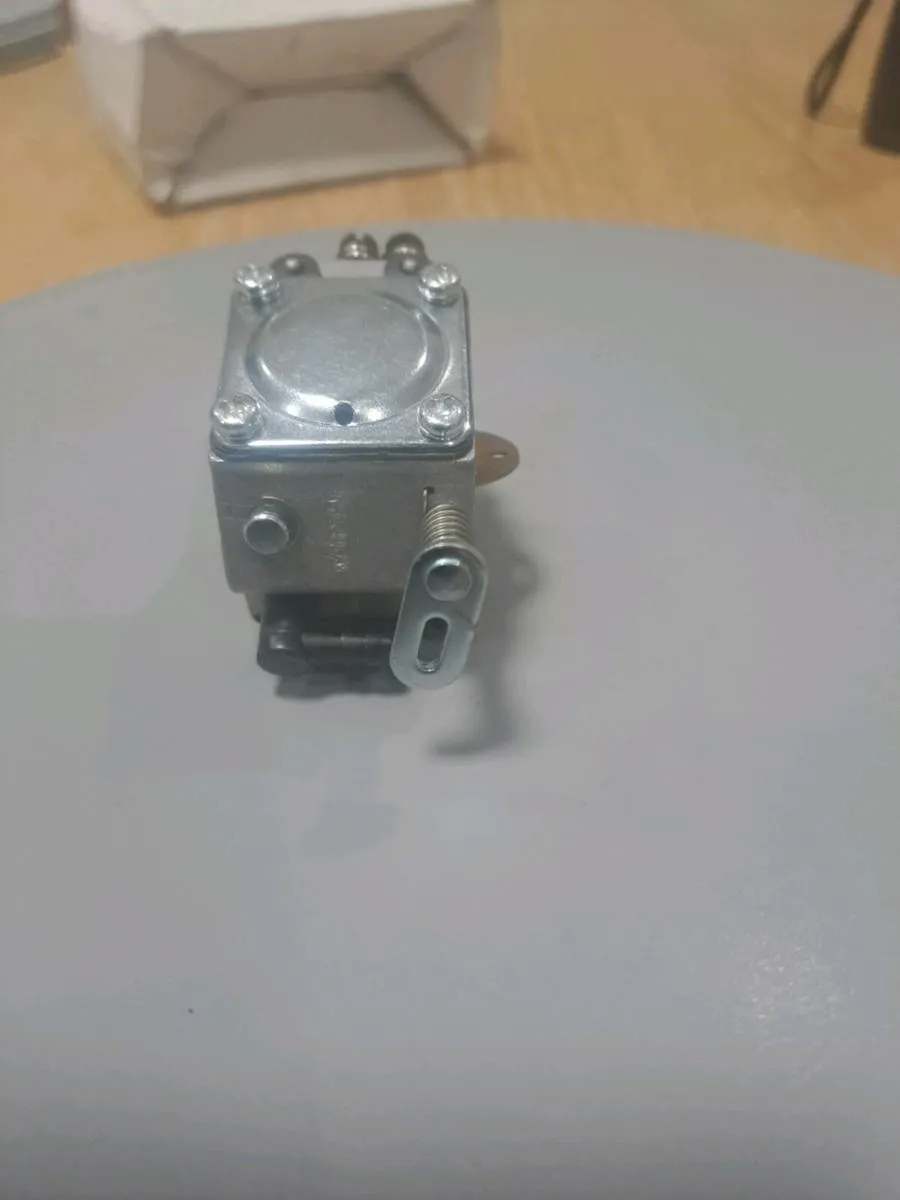 stihl  chainsaw carburetor - Image 1
