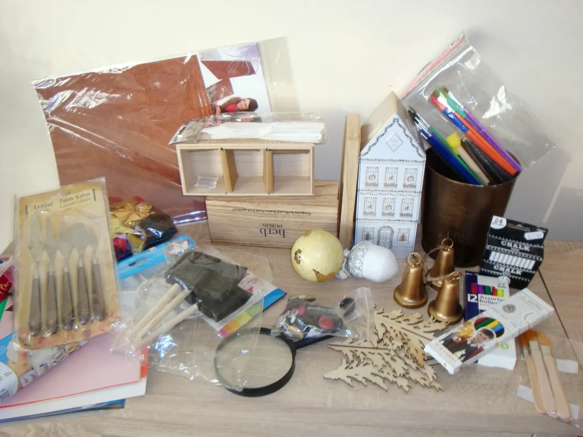 Arts and crafts bundle - Image 1