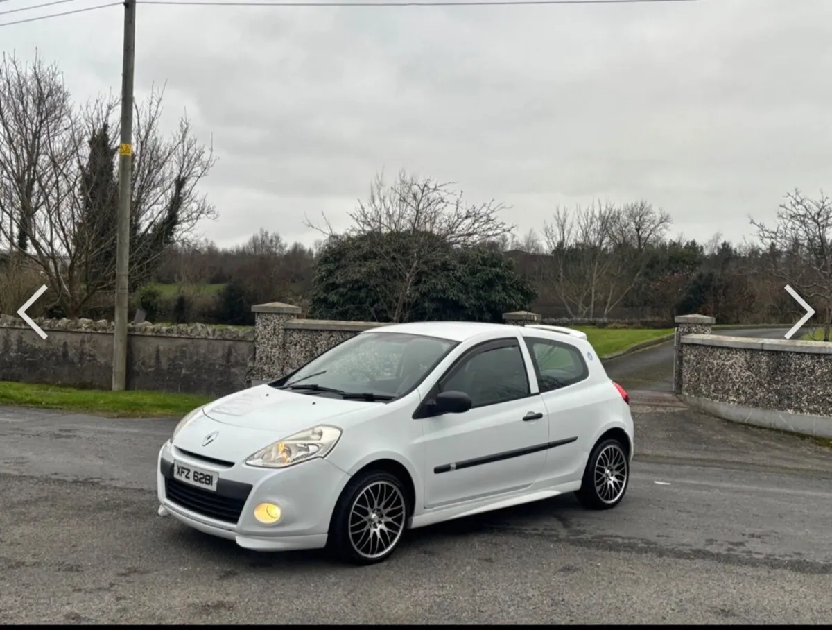 Renault clio 2010-2013 - Image 1