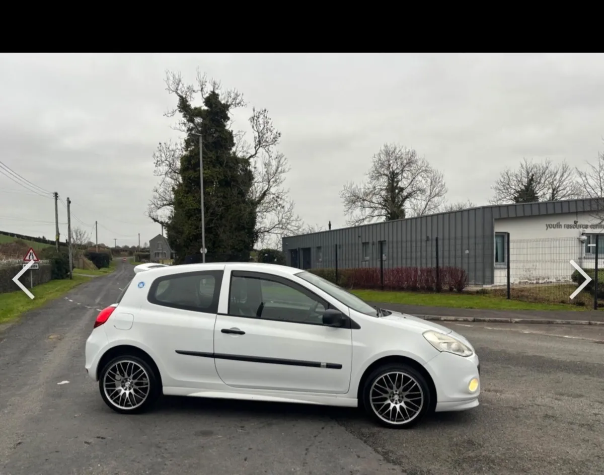 Renault clio 2010-2013 - Image 4