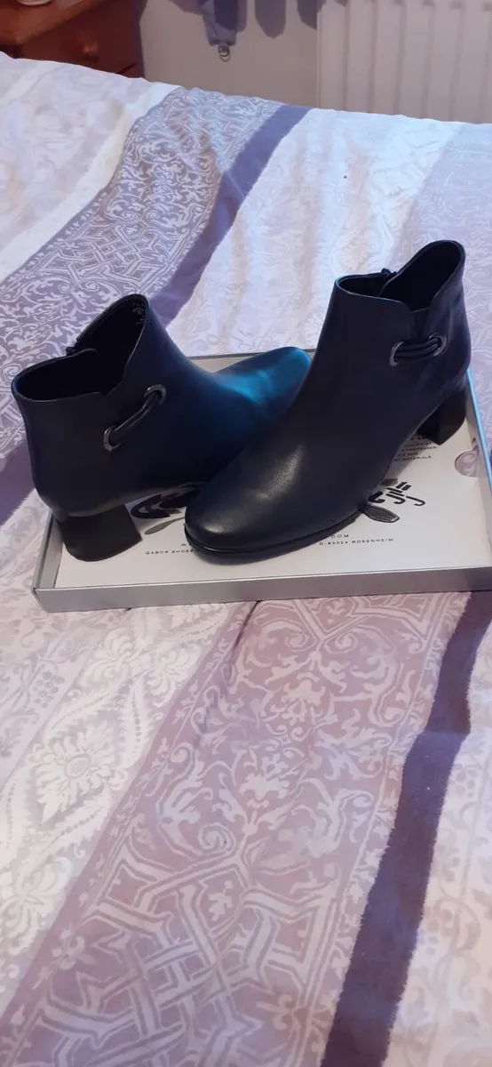 Ladies shoes - Image 3