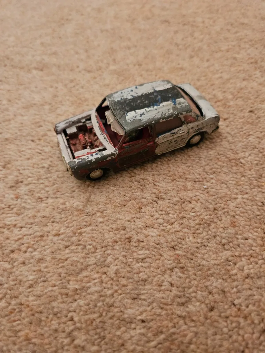 Corgi Spot On Austin - Image 1