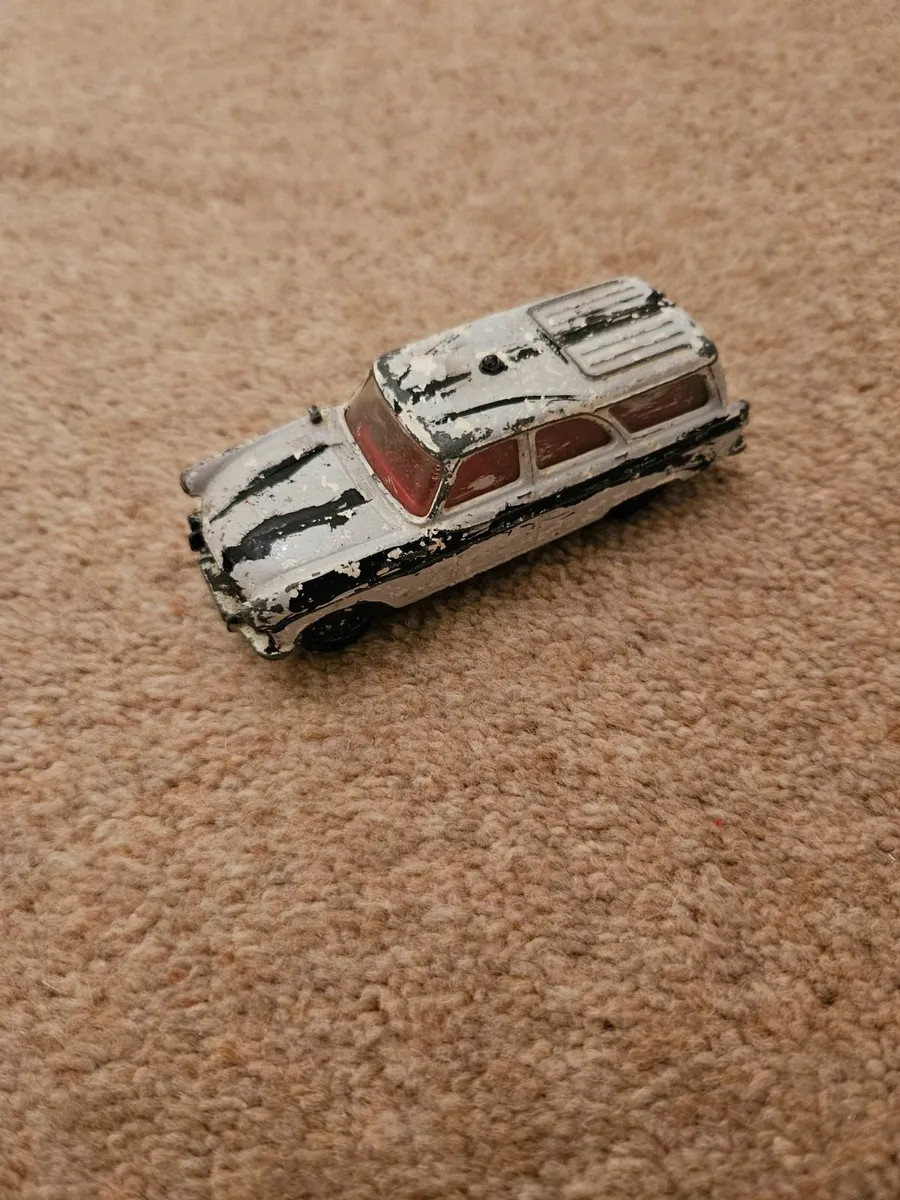 Corgi Ford Zephyr - Image 1