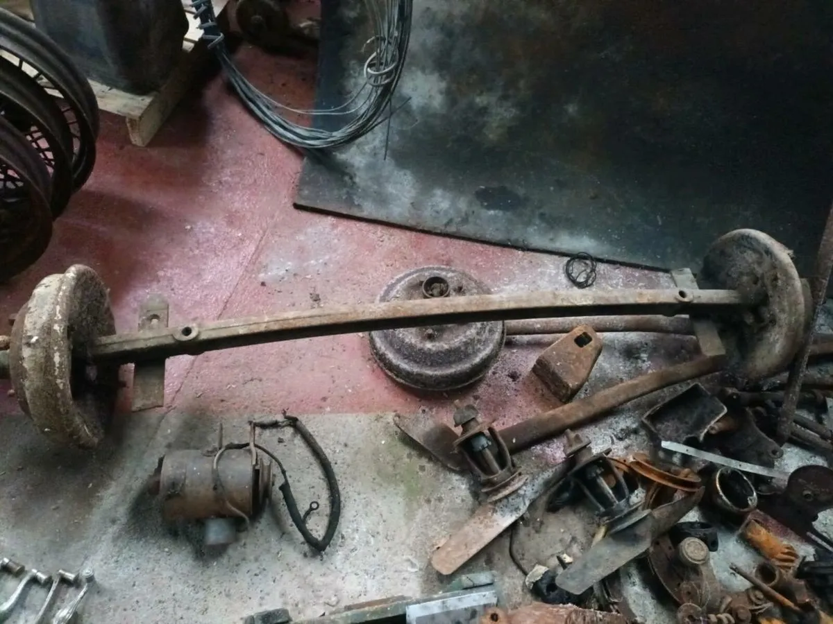 Vintage Car Front Axle - Image 4