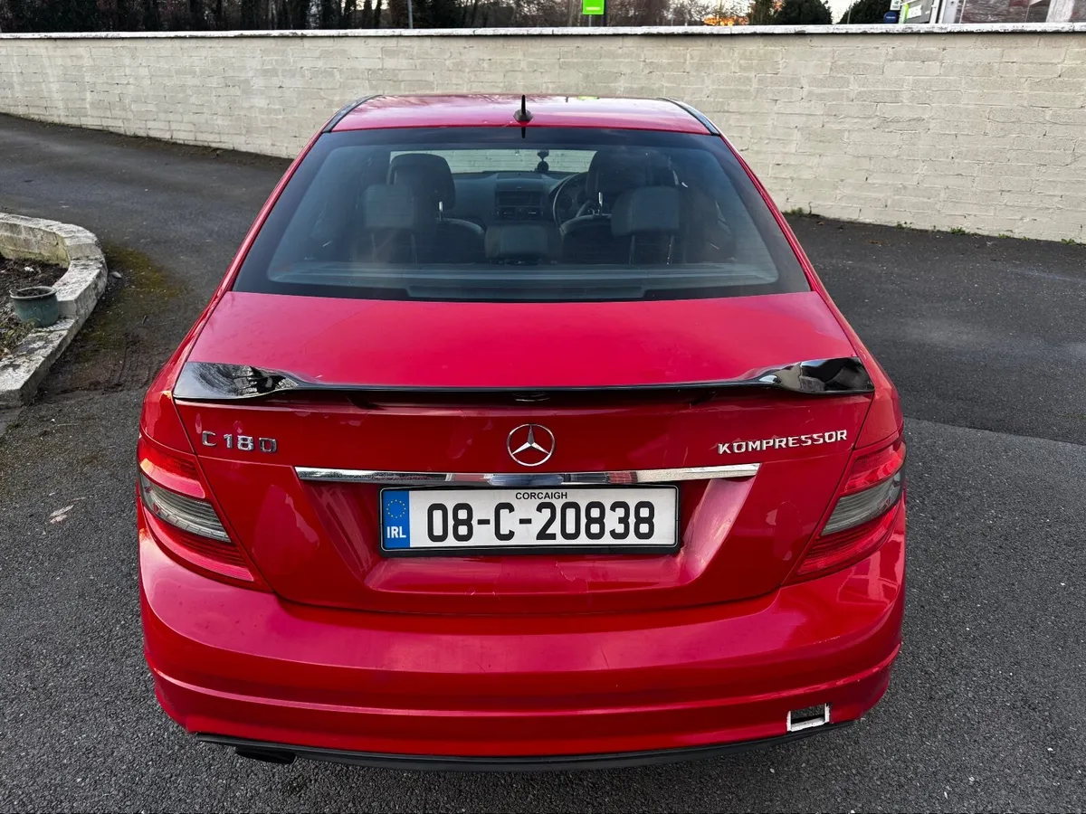 Mercedes-Benz C-Class 2008 - Image 2