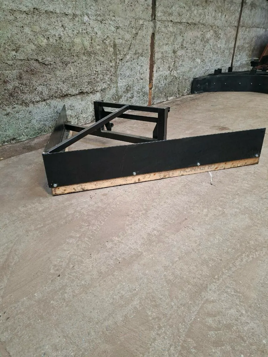 Pinnacle Fabrication Silage Plough - Image 1