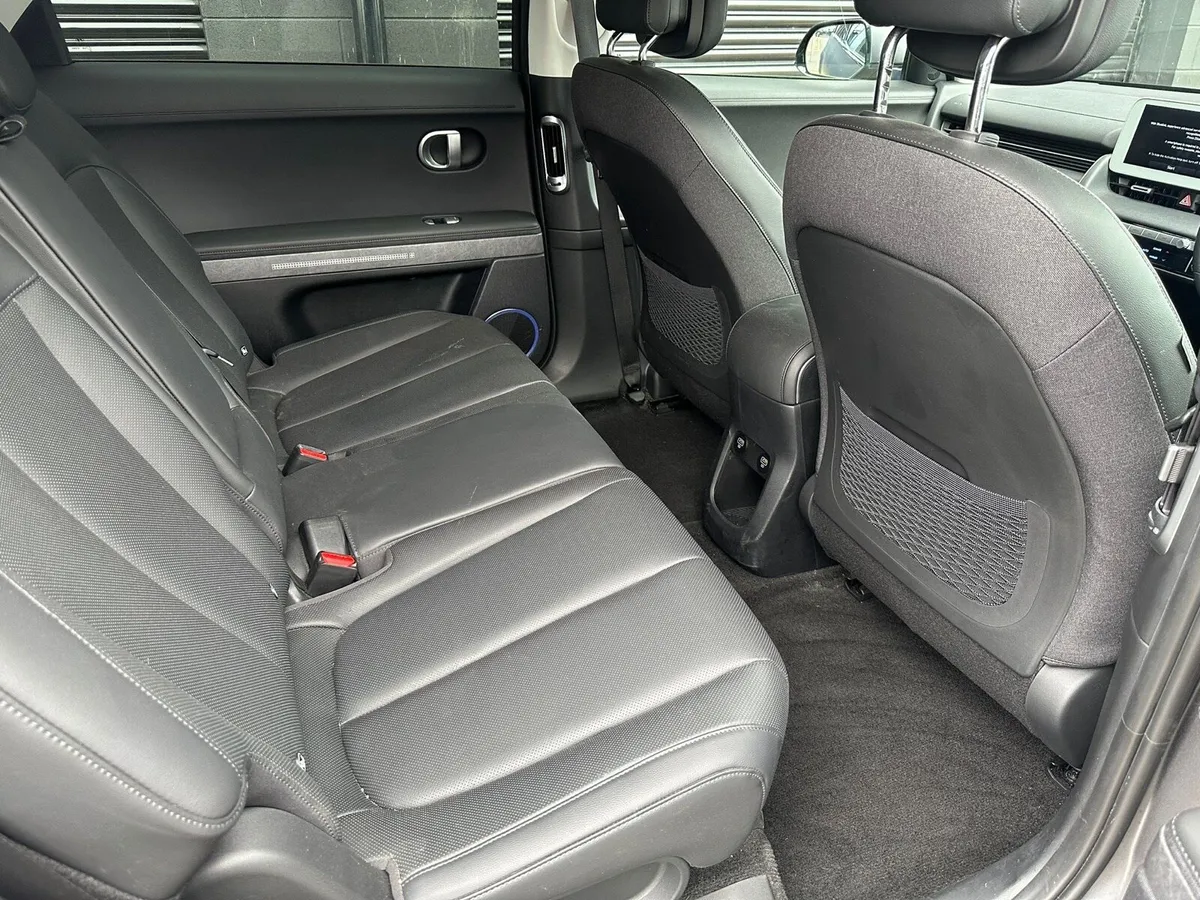 Hyundai Ionic 5 Ultimate 73kw 4 wheel drive - Image 3