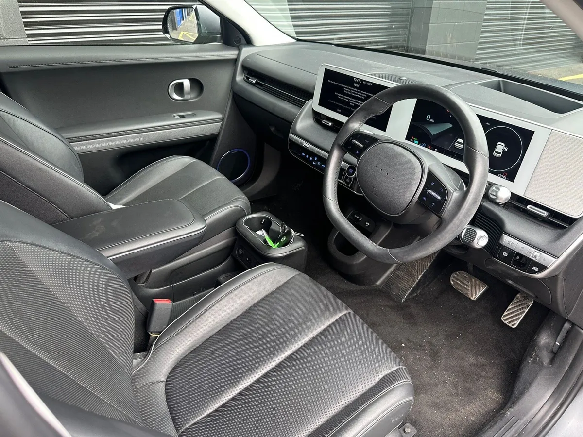 Hyundai Ionic 5 Ultimate 73kw 4 wheel drive - Image 4