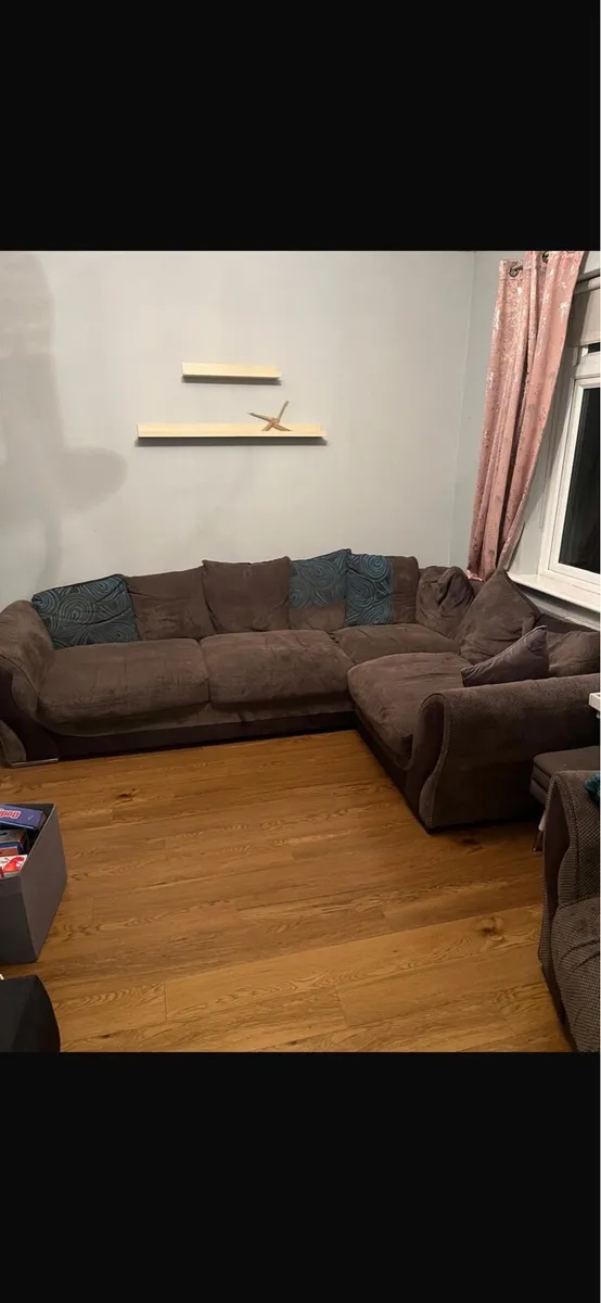 Furniture free to take away - Image 2