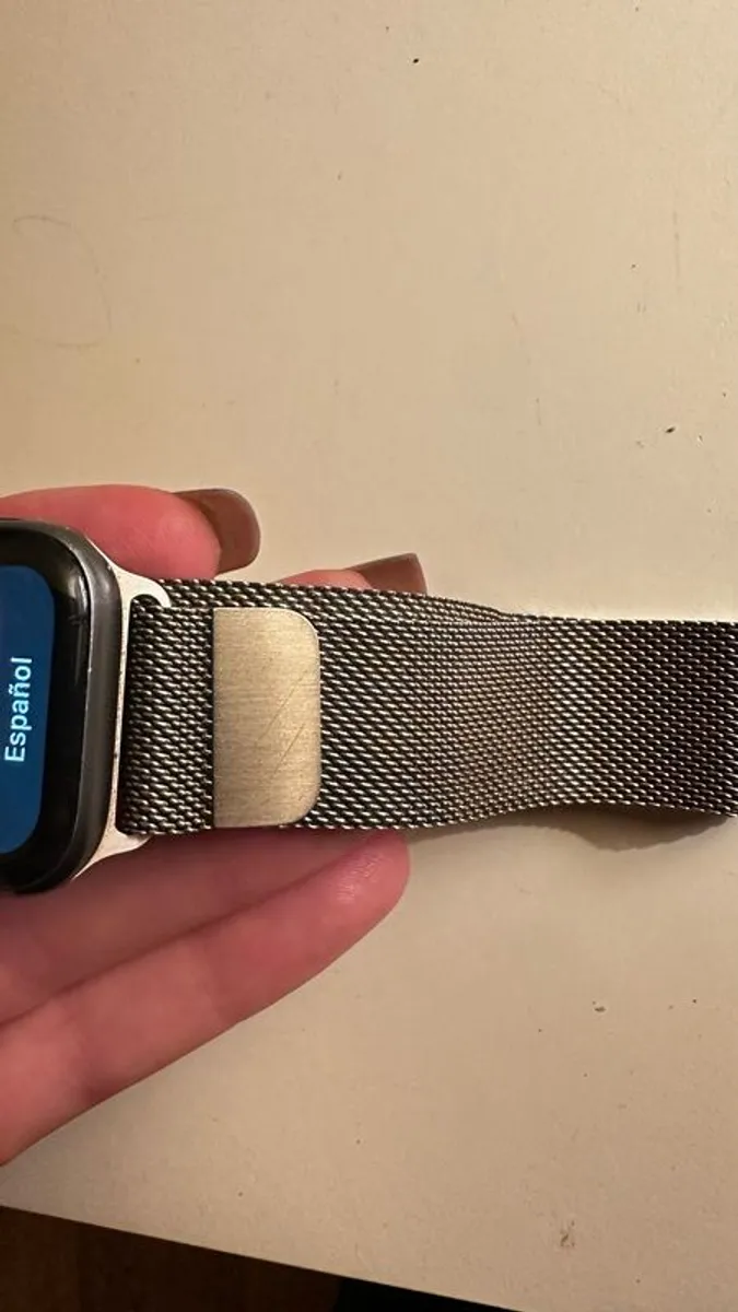 Apple Watch - Image 2