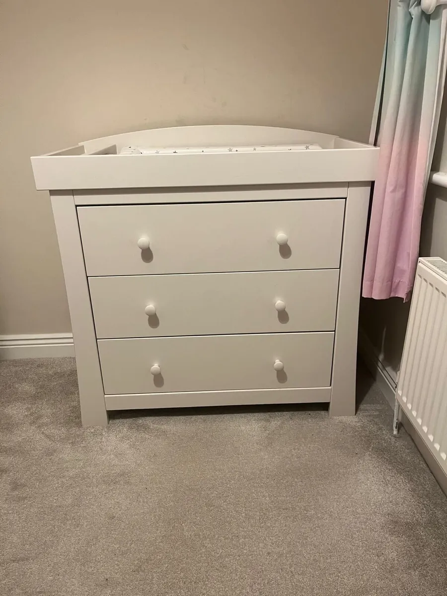 Mamas & Papas Changing Table/Dresser - Image 2
