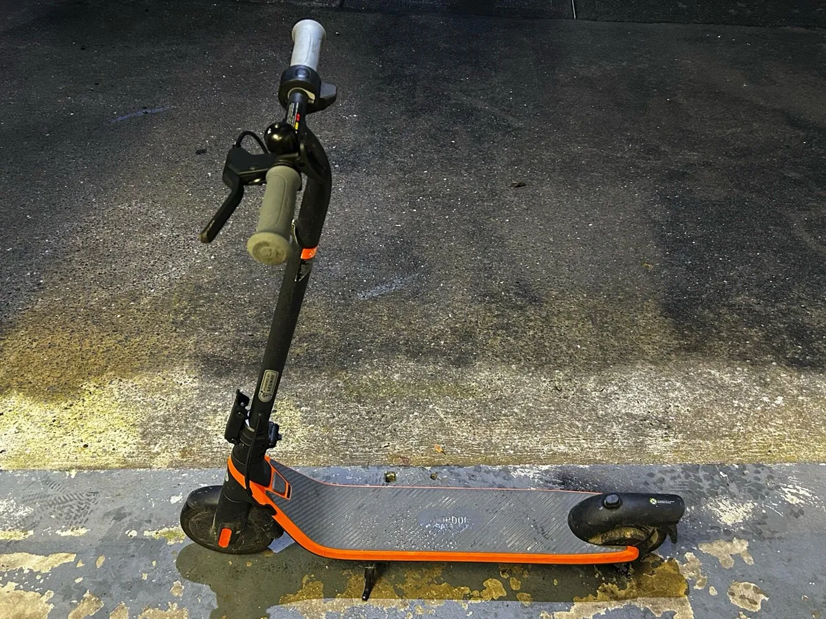 Kids Electric scooter - Image 2