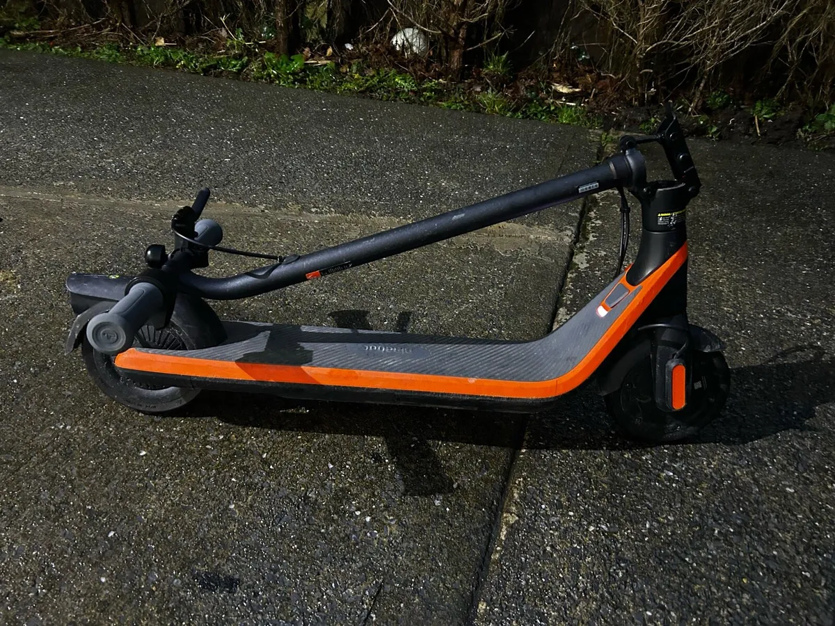 Kids Electric scooter - Image 3