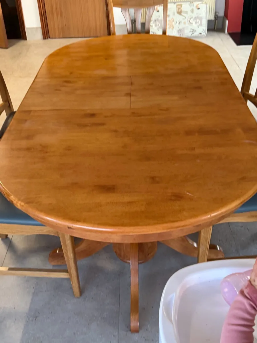 Kitchen table - Image 2