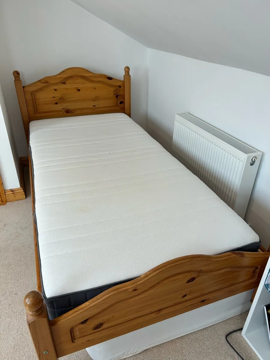 2 Pine Single Beds - Image 1