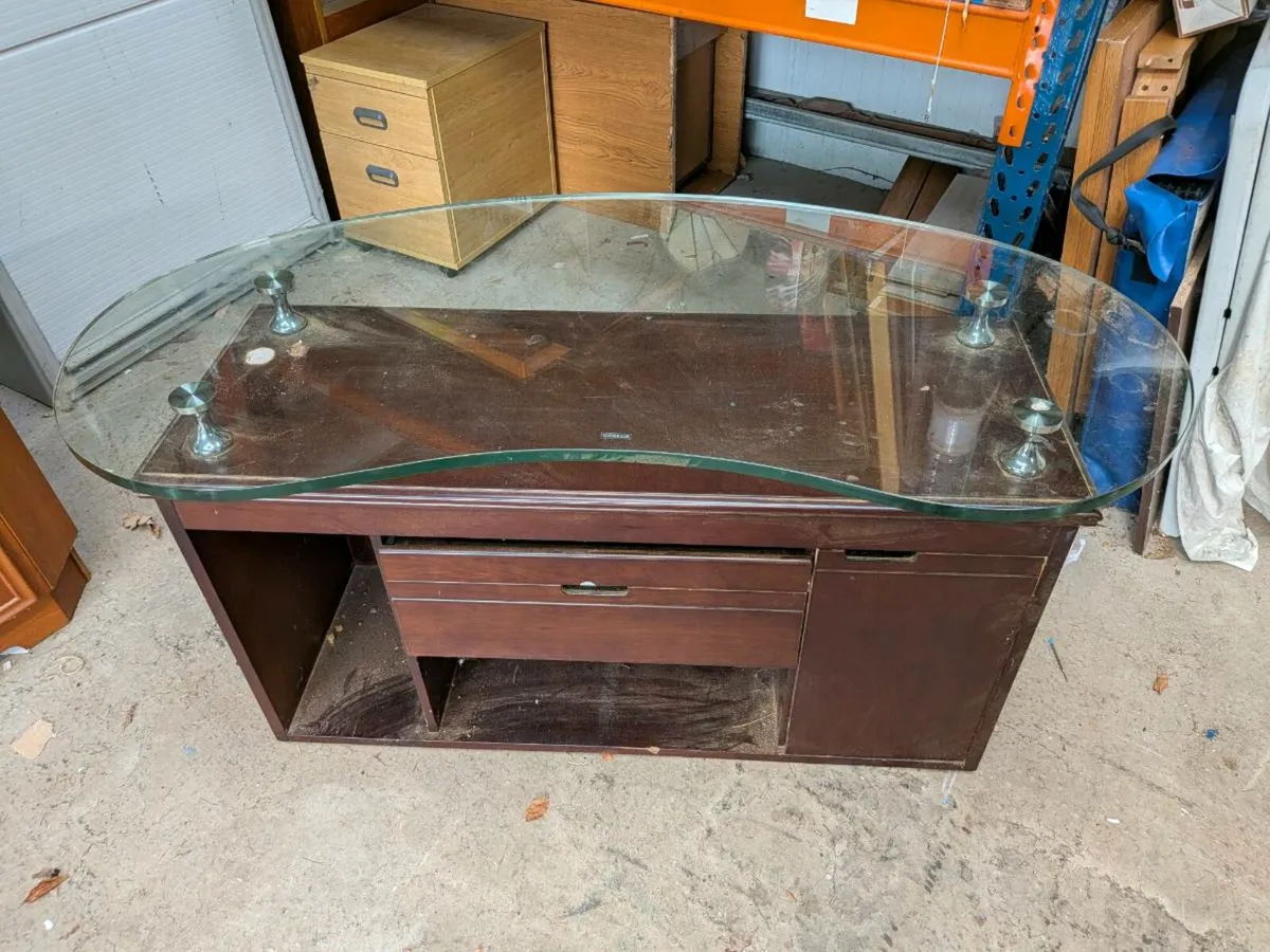 Office Table - Image 1