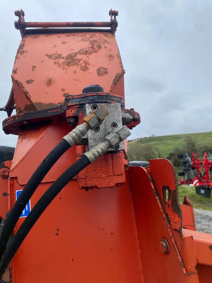 Kuhn primor straw chopper - Image 3