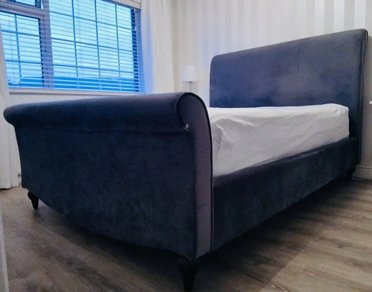 King Bedframe - Image 2