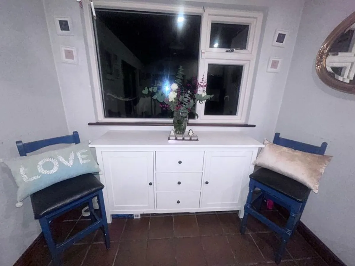 White Cabinet - Image 1