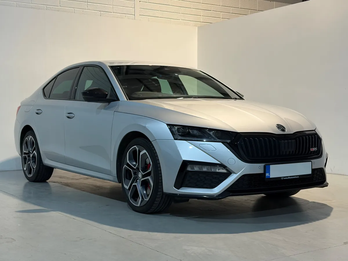 212 Skoda Octavia RS IV 1.4 Black Edition Auto - Image 1