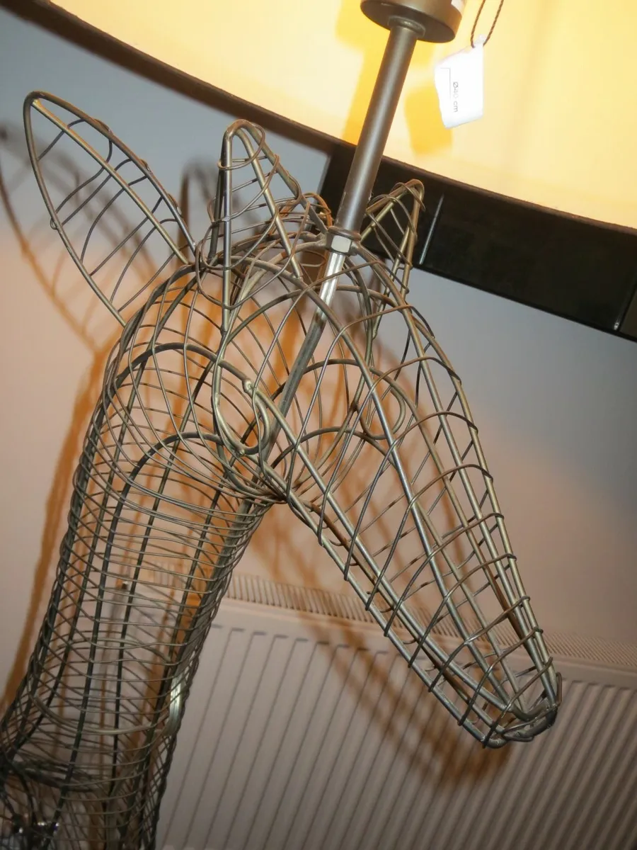 Giraffe Floor lamp Pottery Barn - Image 4