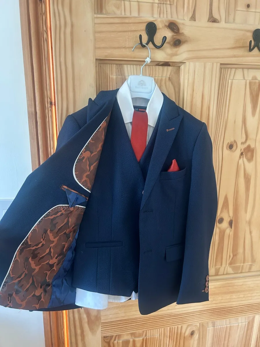 Boys communion suit - Image 2