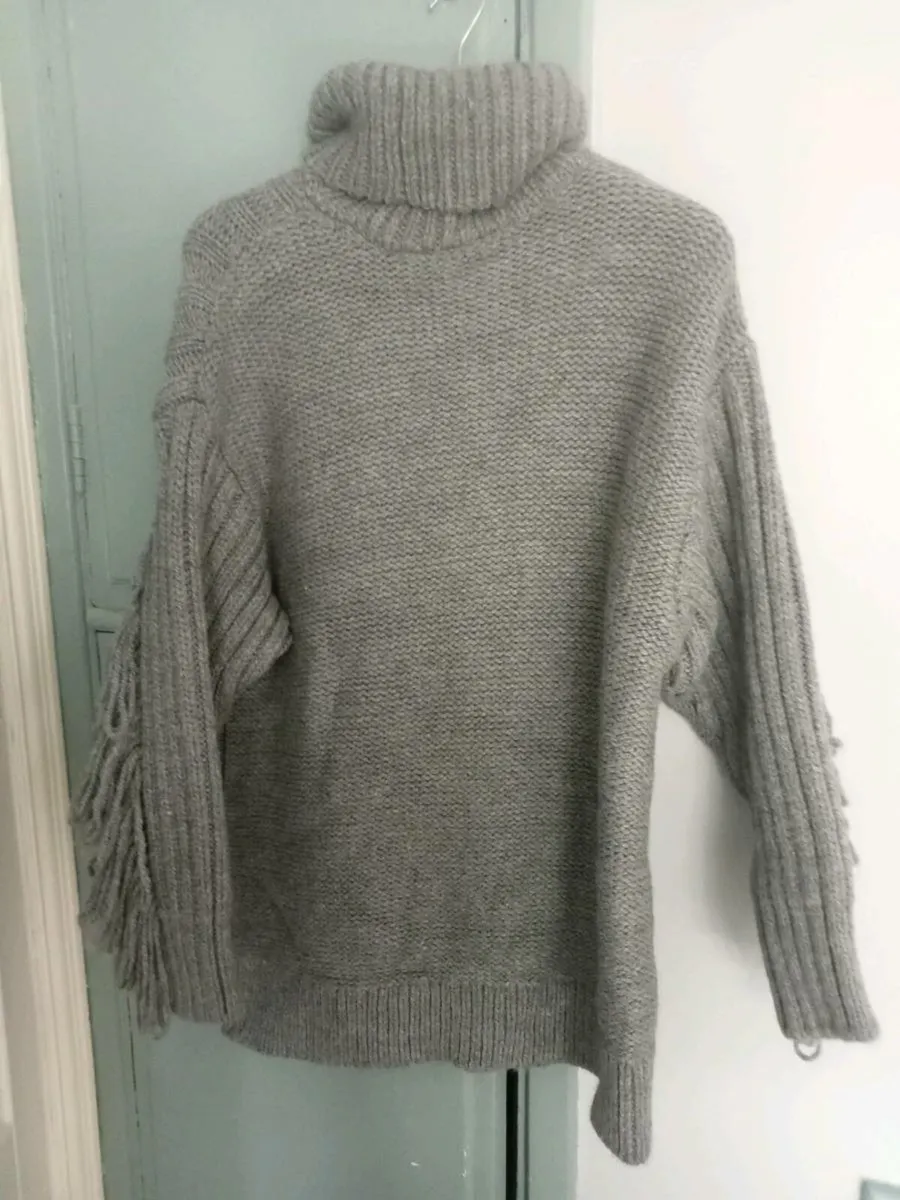 Ladies river island jumper size 10 - Image 2