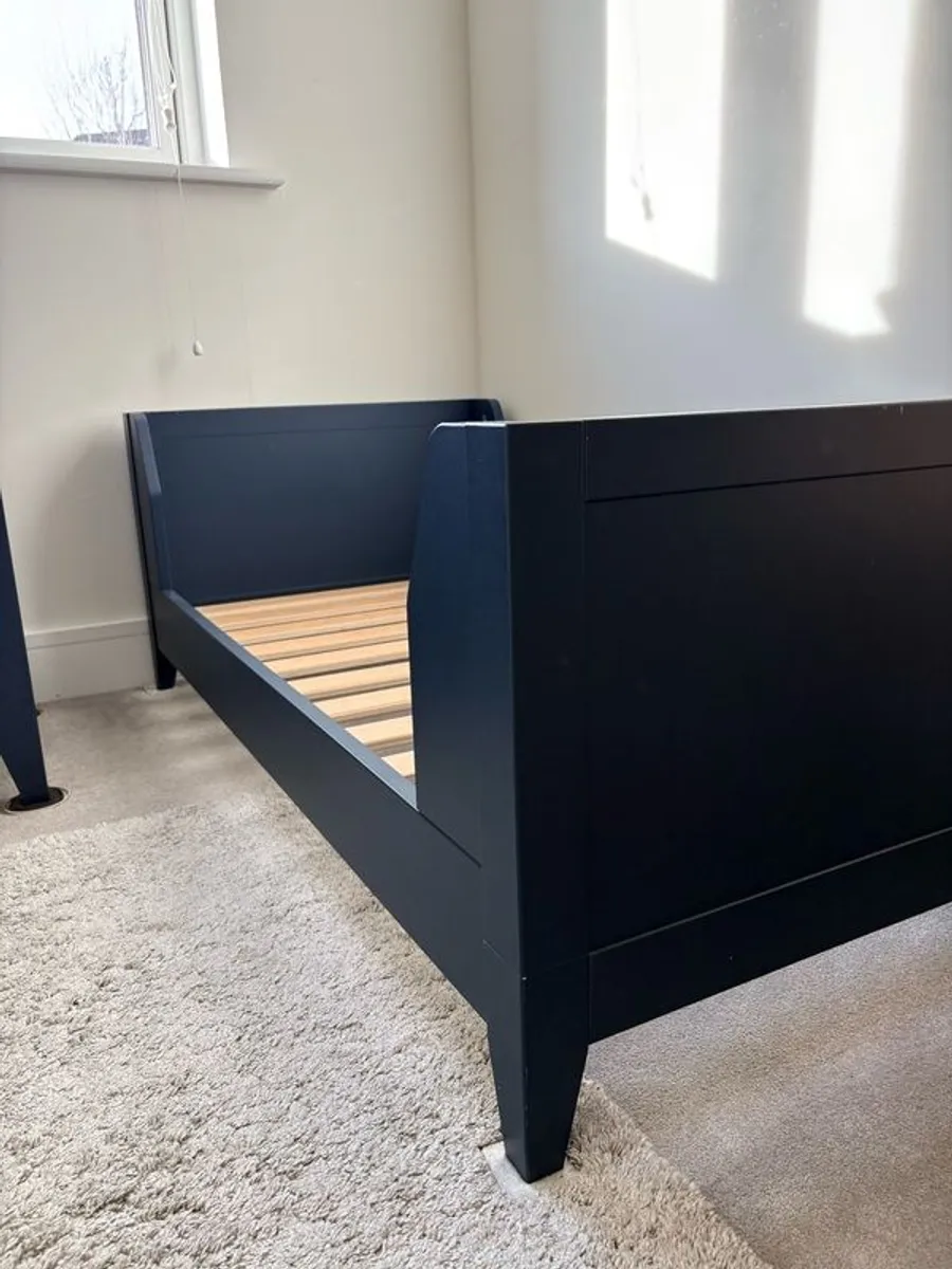 Mamas & Papas Cot Bed with mattress - Image 1