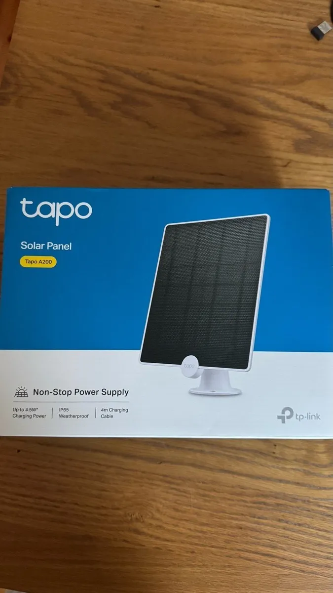 Tapo Solar Panel A200. As New. - Image 1