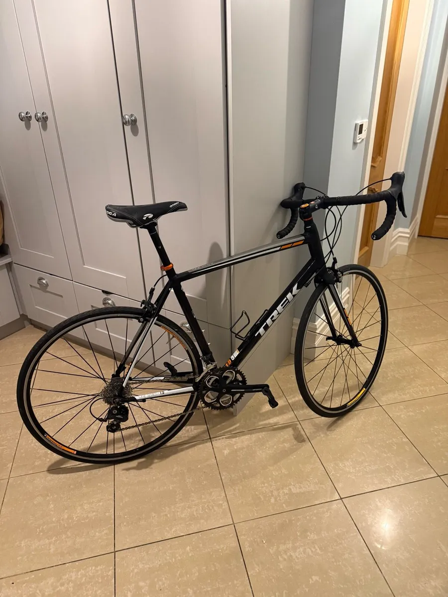 Trek road bike - Image 2