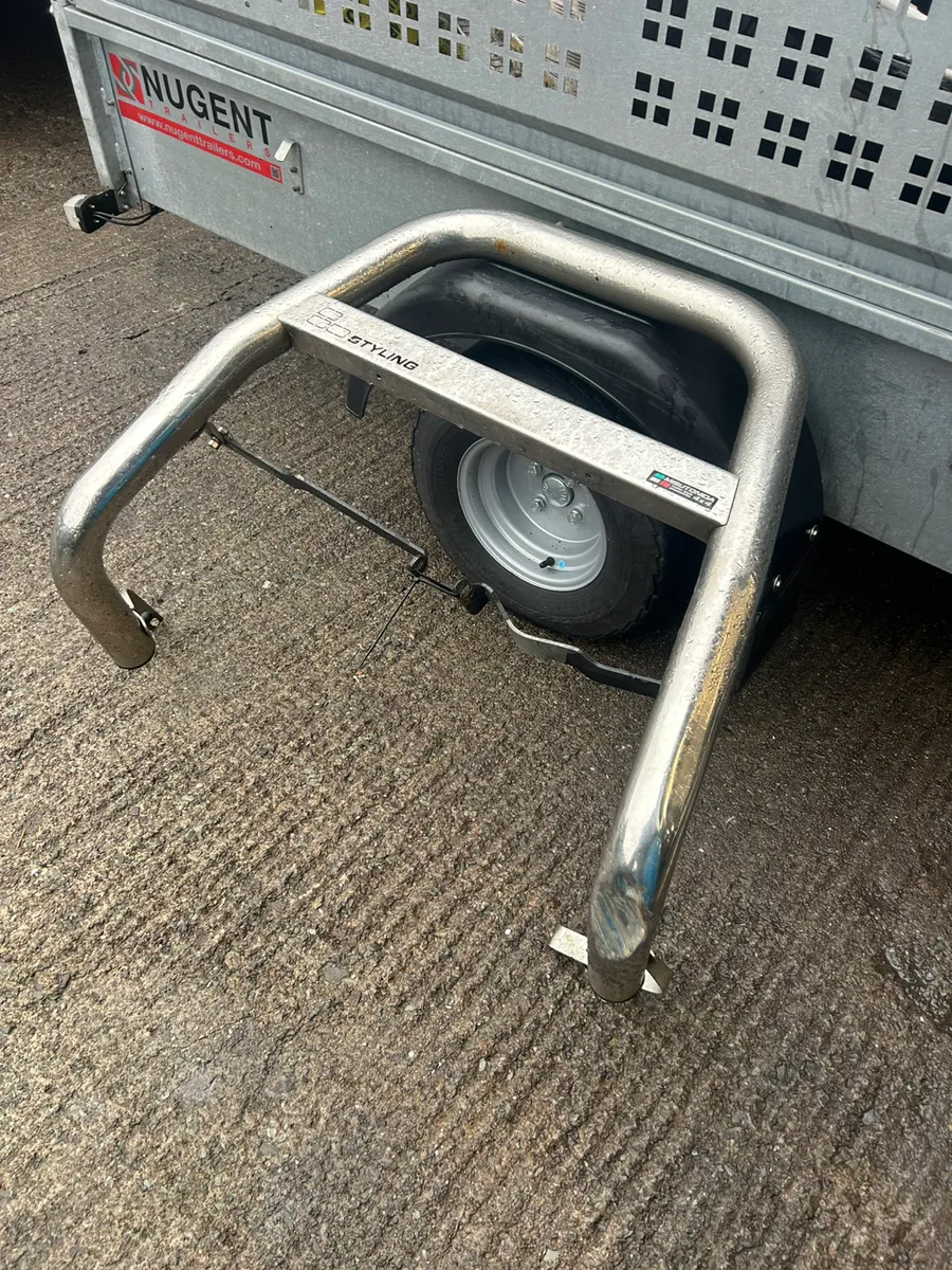 Toyota Landcruiser "A" bars and hilux roll bar - Image 3