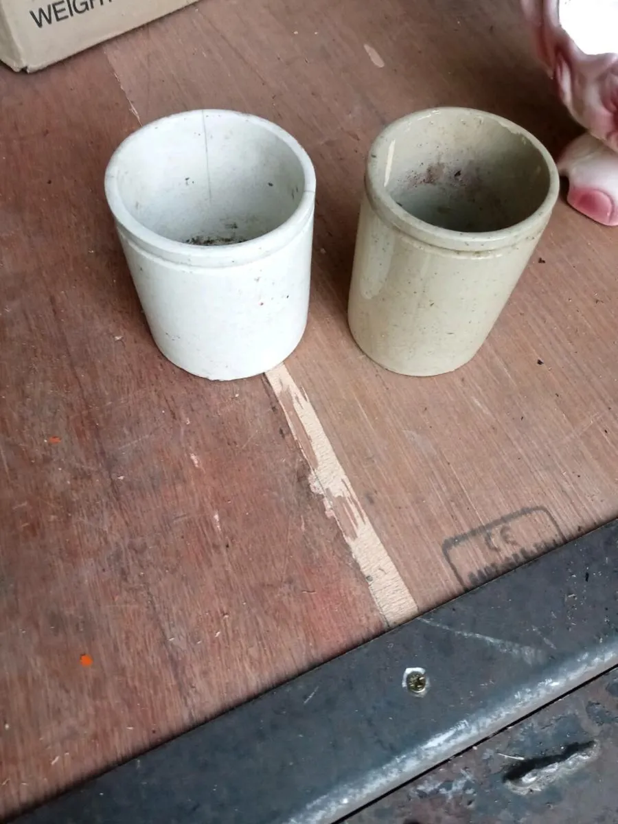 Selection of old Glass jars - Image 4
