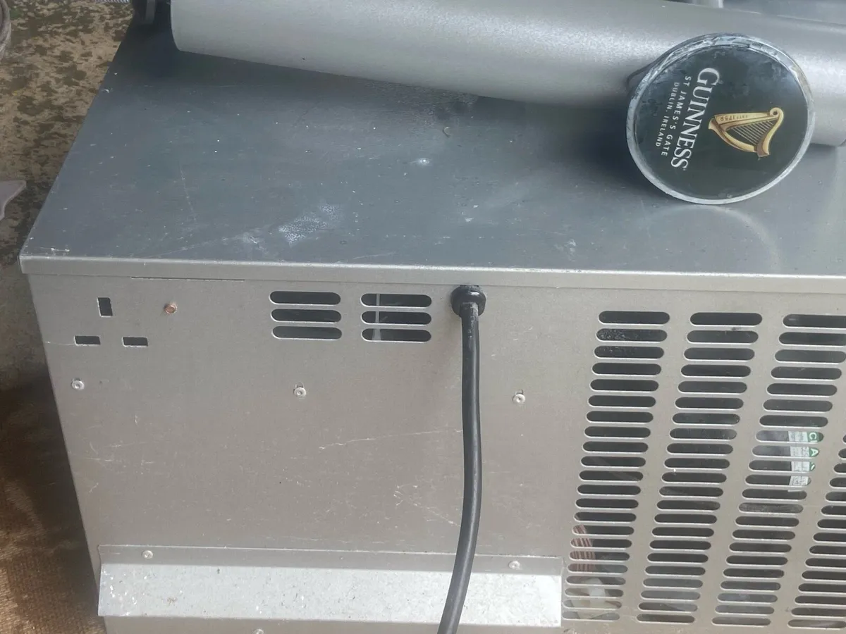 Home bar system - Guinness - Image 1