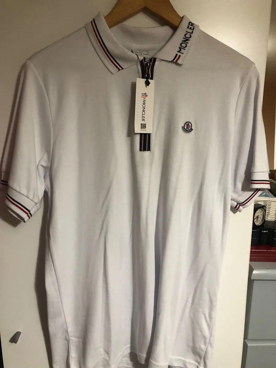Mens BNWT top size L €15 - Image 1