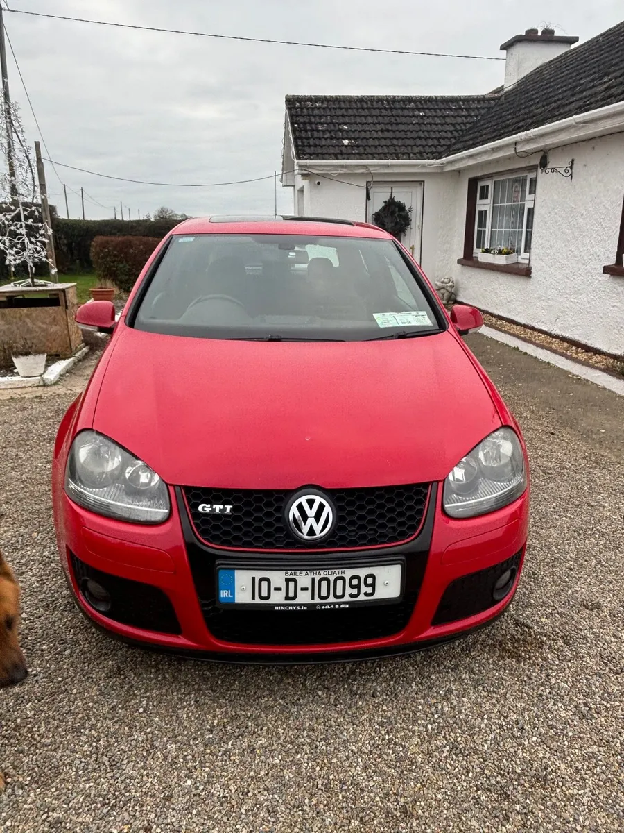 Volkswagen Golf  GTI 2010 - Image 4