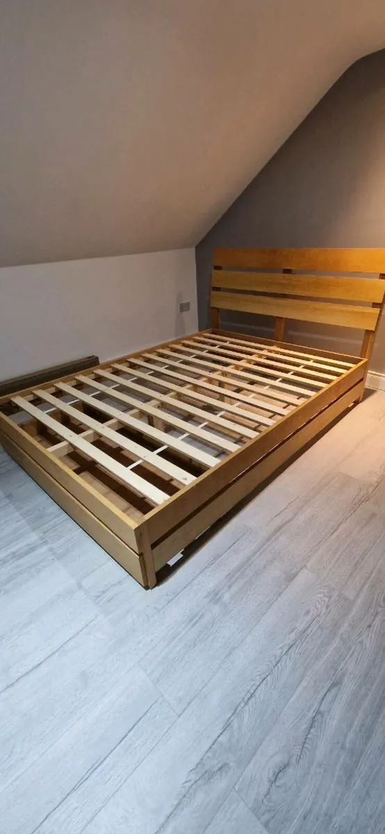 2 lockers and one duble bed - Image 3