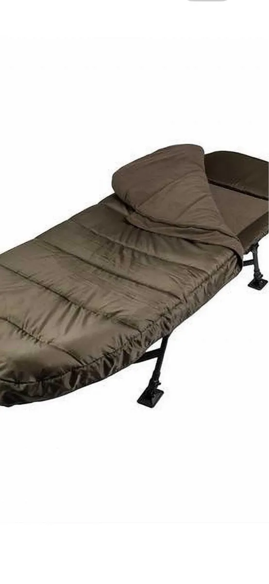 Jrc defender 2 carp fishing camping bed (rod reel) - Image 1